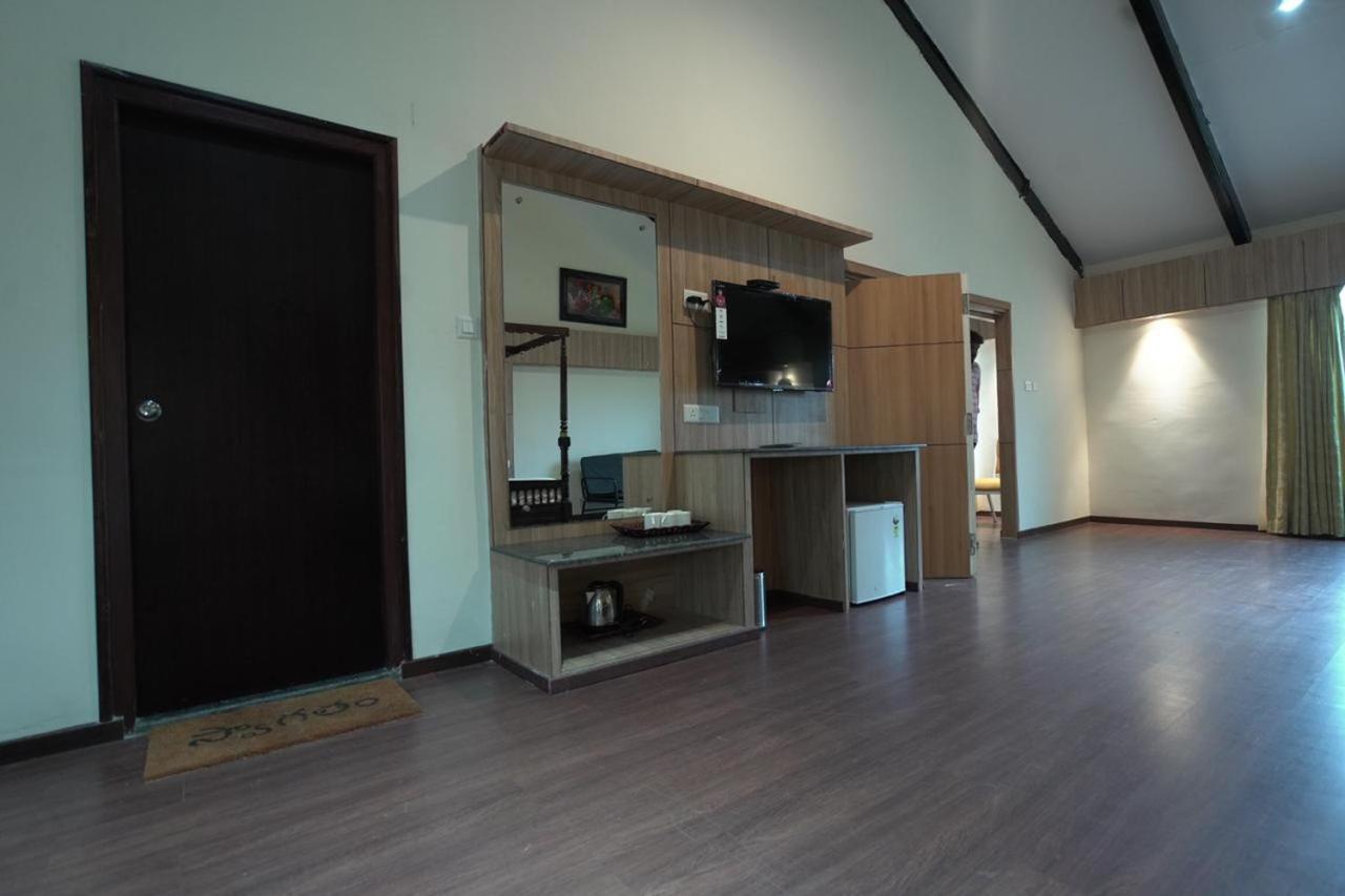 One Resorts & Convention Annavaram Exterior photo